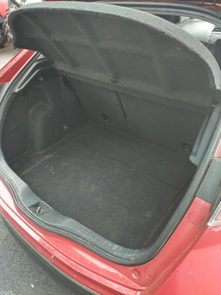 Honda Civic Hatchback, Petrol, 2011, Red