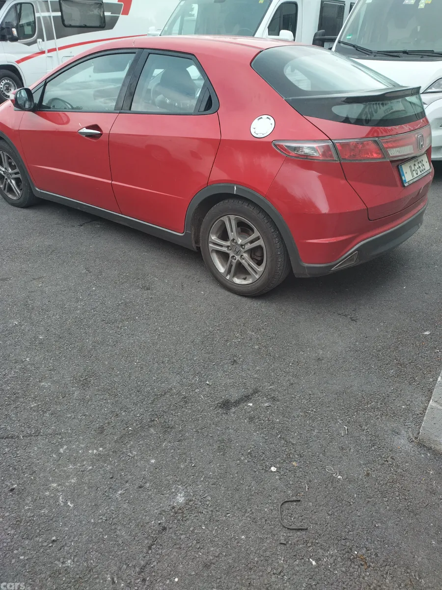 Honda Civic Hatchback, Petrol, 2011, Red