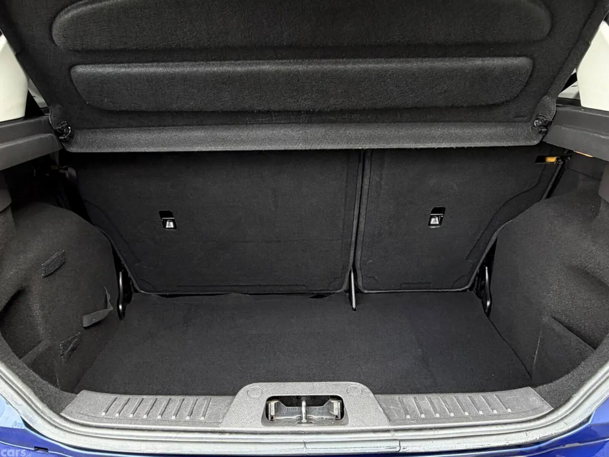 Ford Fiesta Hatchback, Petrol, 2015, Blue