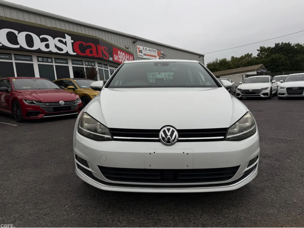 Volkswagen Golf Hatchback, Petrol, 2016, White