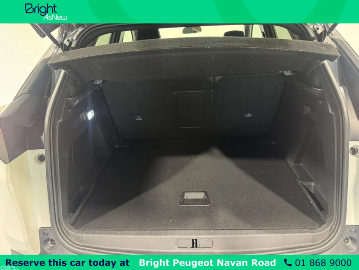 Peugeot 3008 MPV, Diesel, 2019, White