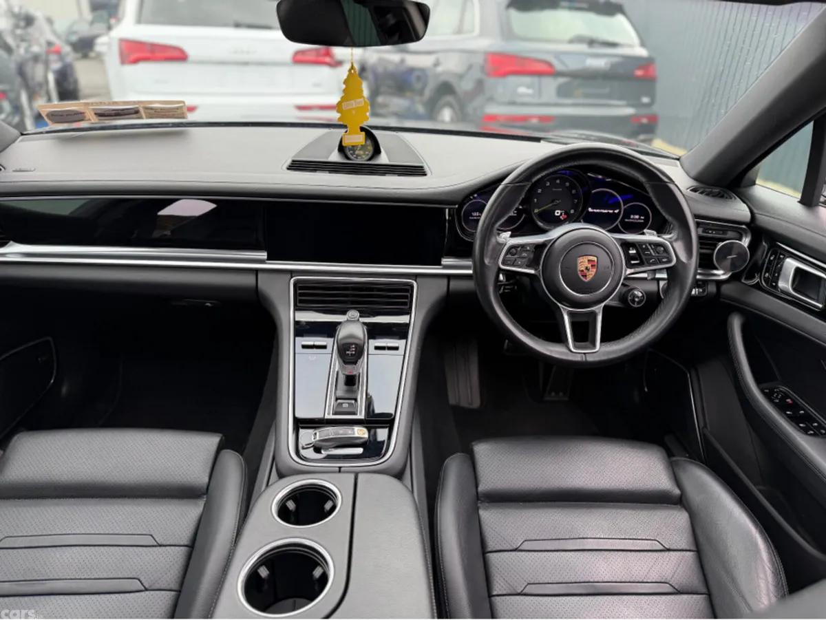 Porsche Panamera Estate, Petrol Plug-in Hybrid, 2020, Black