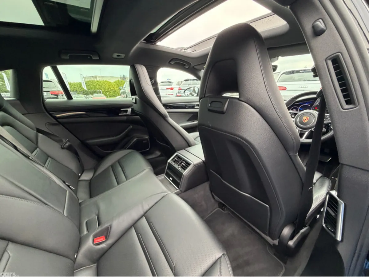 Porsche Panamera Estate, Petrol Plug-in Hybrid, 2020, Black