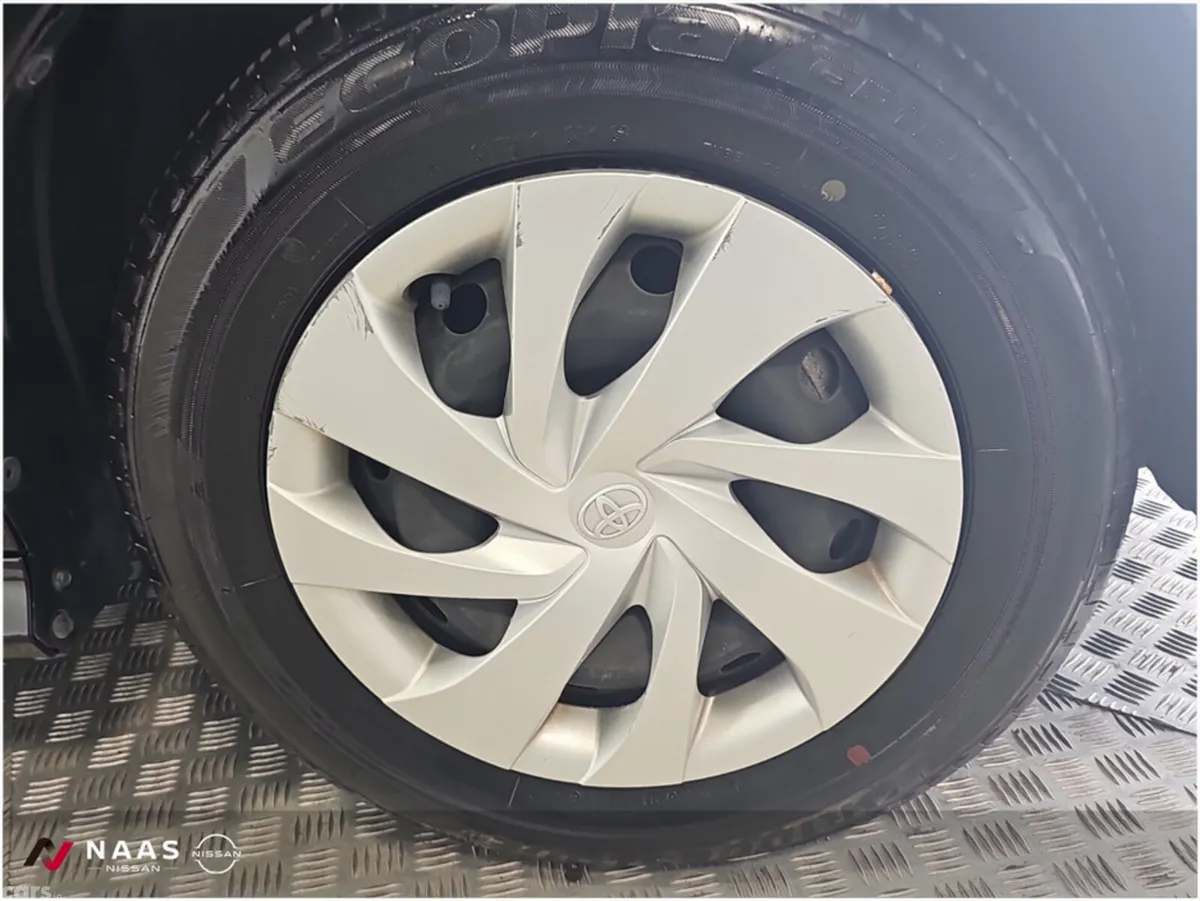 Toyota Yaris Hatchback, Petrol, 2023, Black