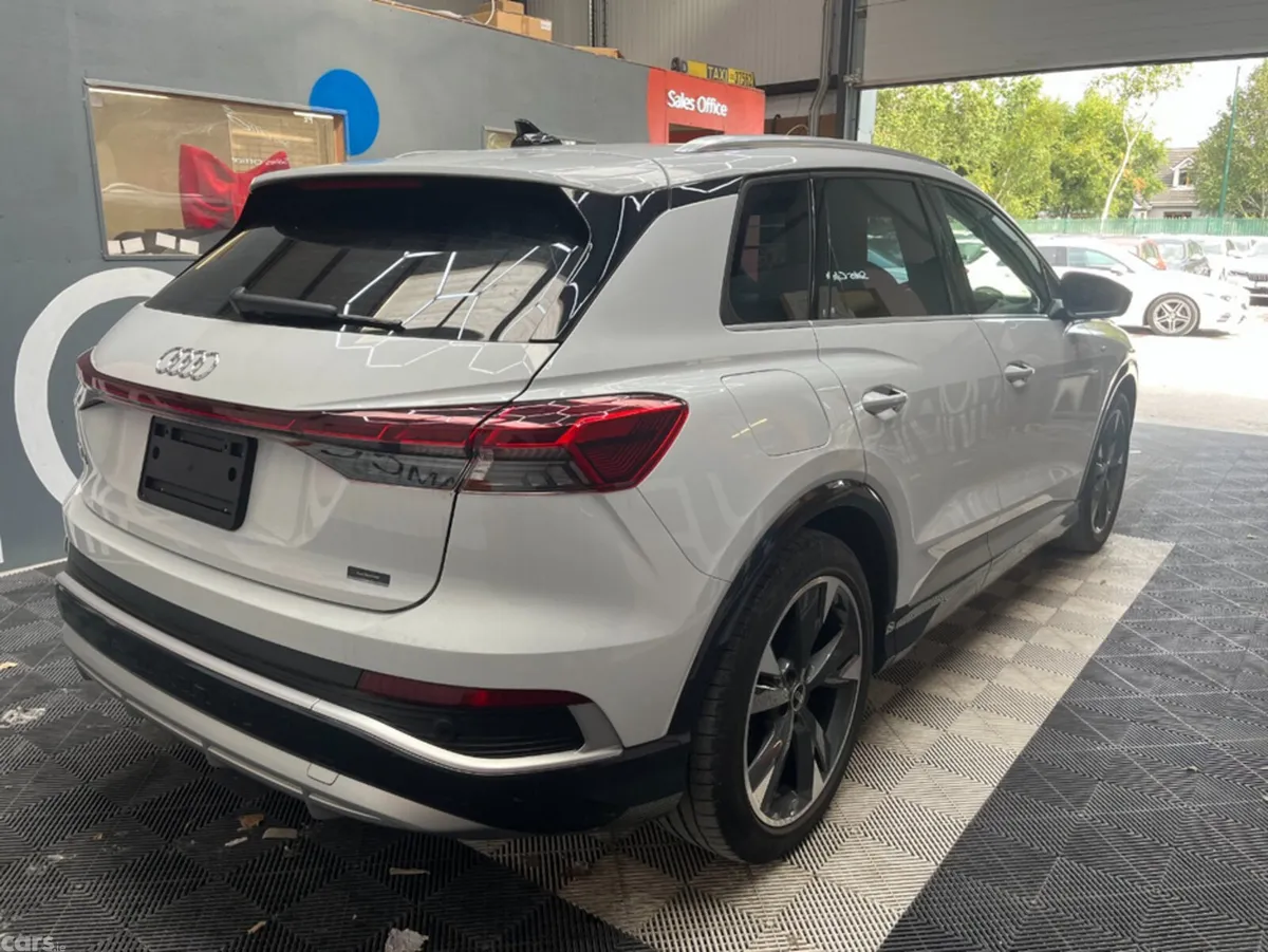 Audi Q4 e-tron SUV, Electric, 2023, White