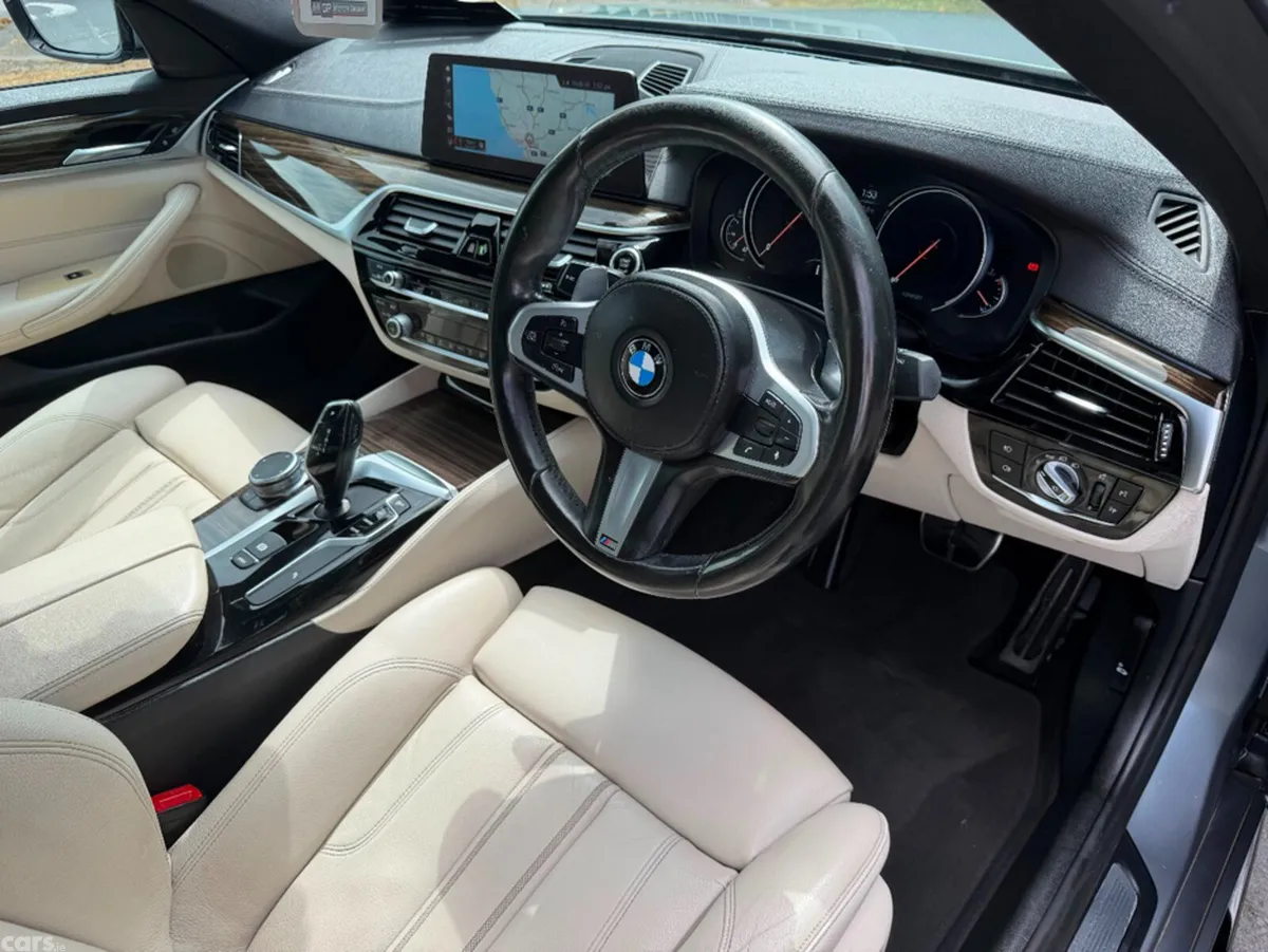 BMW 5-Series Saloon, Diesel, 2018, Blue