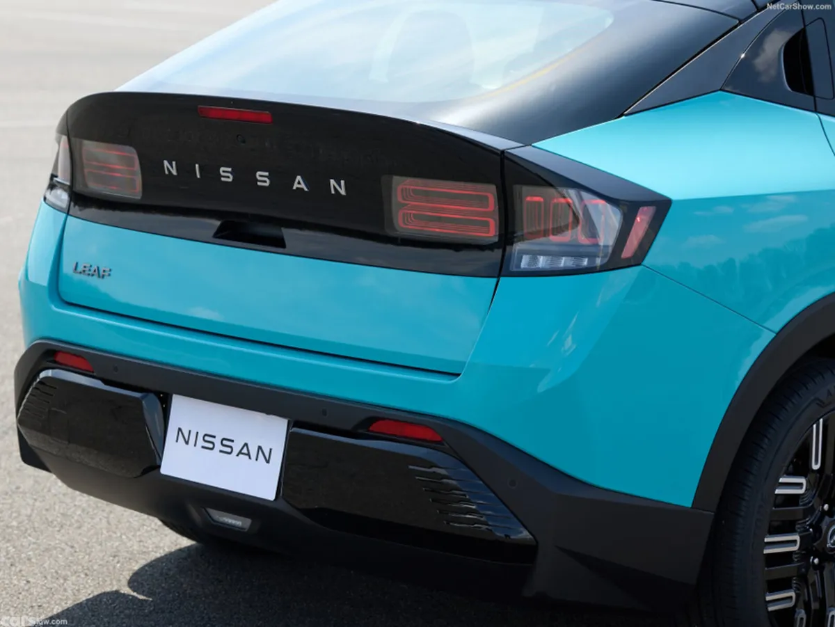 Nissan Leaf Hatchback, Electric, 2027, Blue