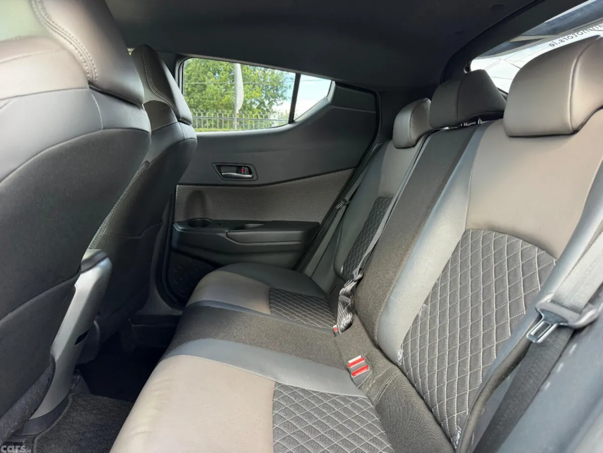 Toyota C-HR Hatchback, Petrol Hybrid, 2020, Silver