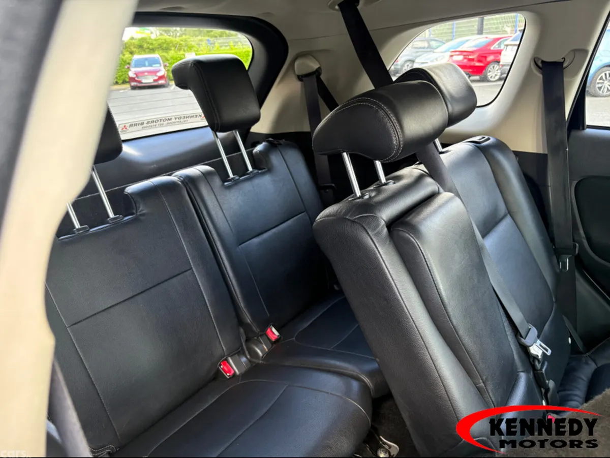 Mitsubishi Outlander Estate, Diesel, 2016, Black