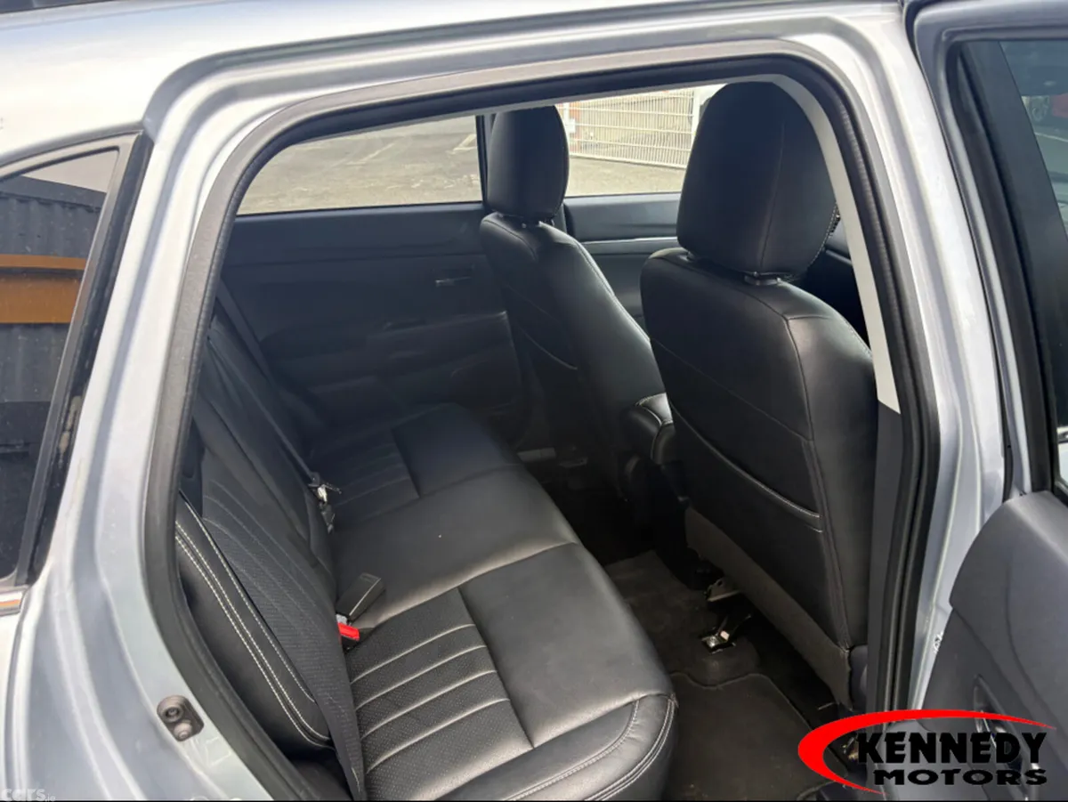 Mitsubishi ASX Estate, Diesel, 2016, Silver