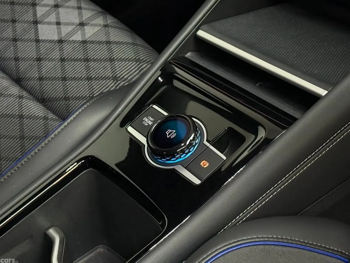 Volkswagen Tiguan SUV, Petrol Plug-in Hybrid, 2024, Grey