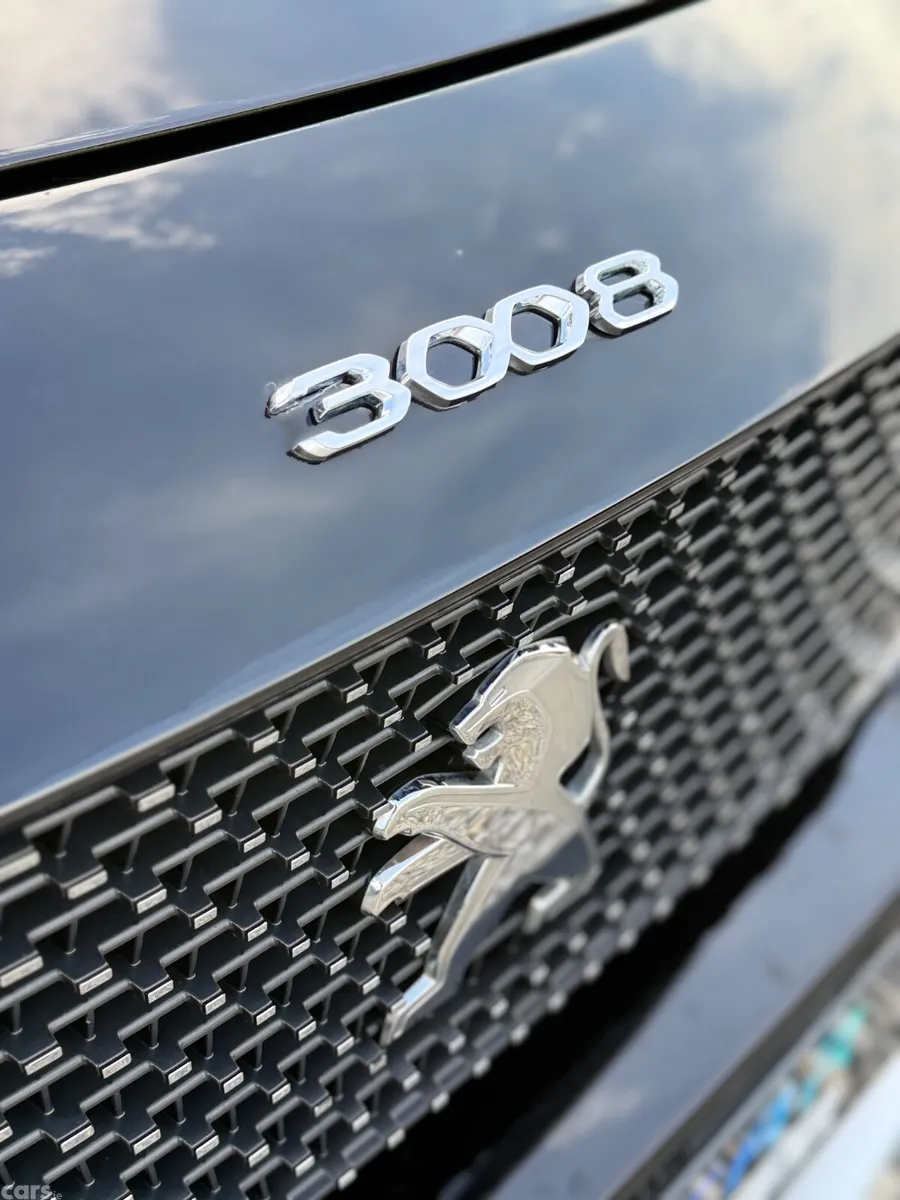 Peugeot 3008 MPV, Diesel, 2024, Black