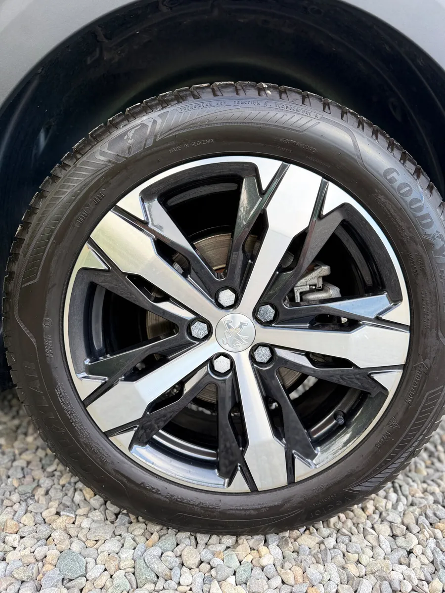 Peugeot 3008 MPV, Diesel, 2024, Black