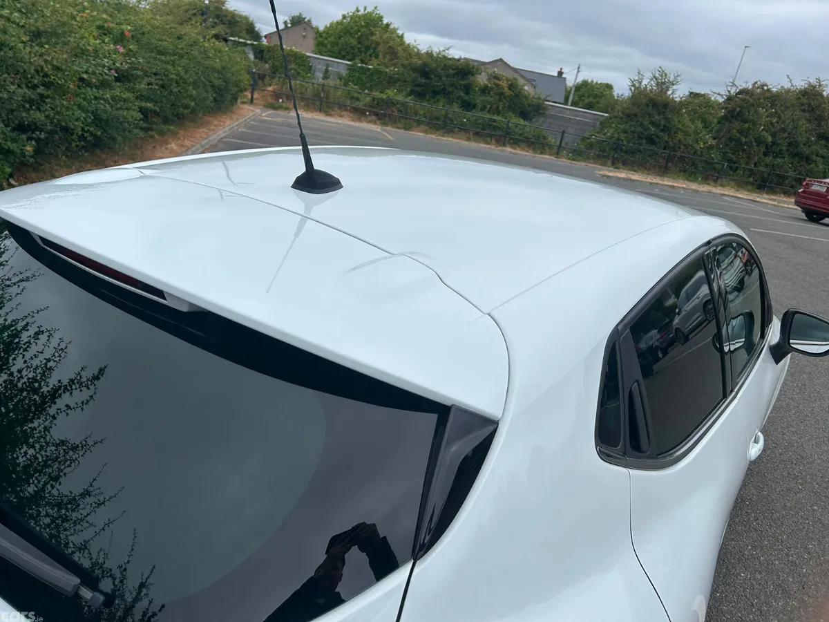 Renault Clio Hatchback, Petrol, 2015, White