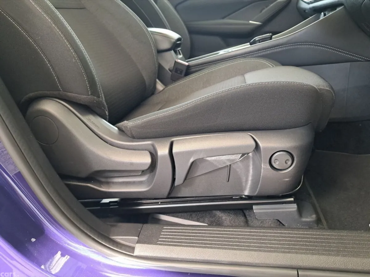 Nissan Qashqai SUV, Petrol Hybrid, 2025, Blue