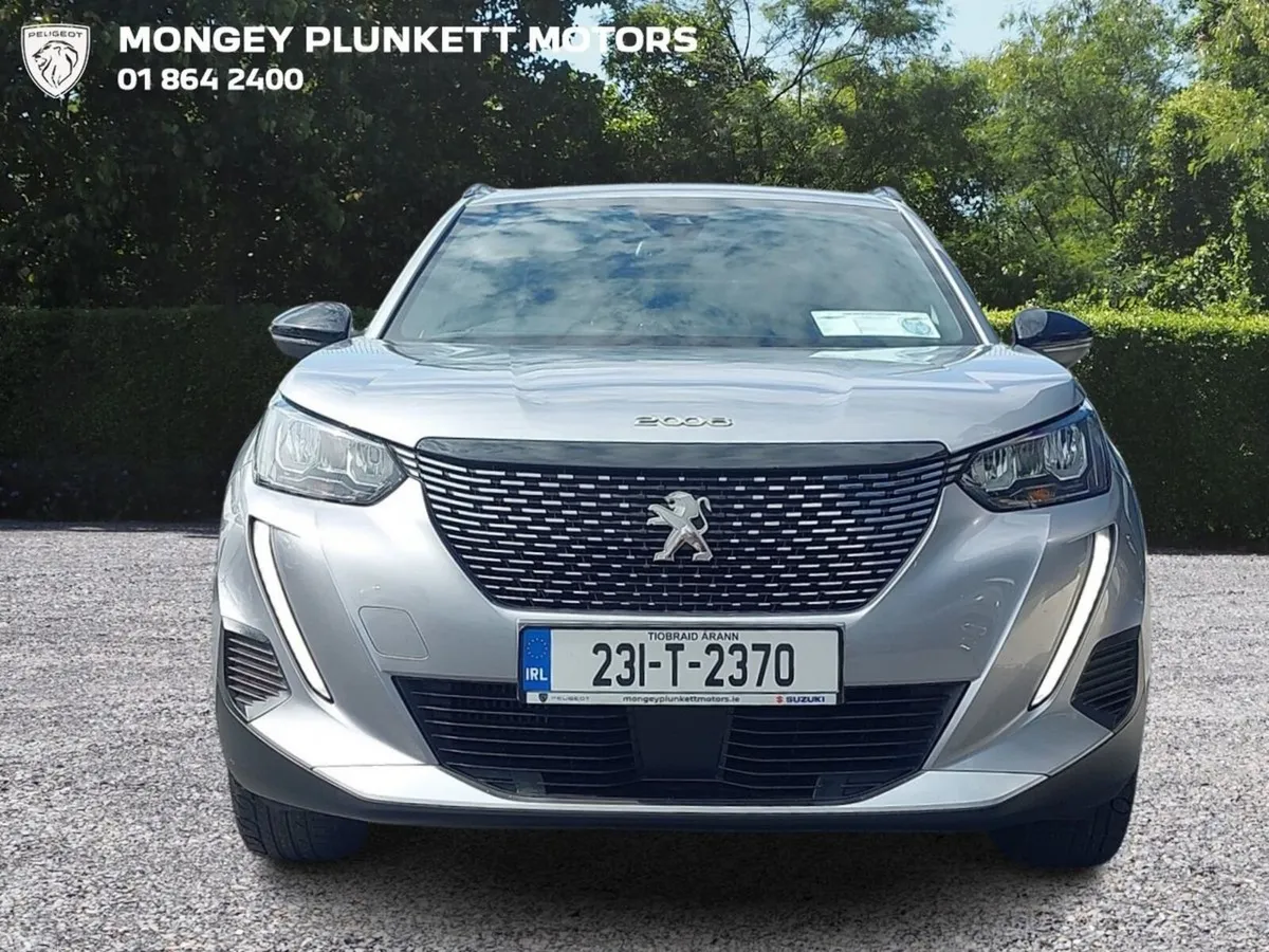Peugeot 2008 MPV, Petrol, 2023, Grey
