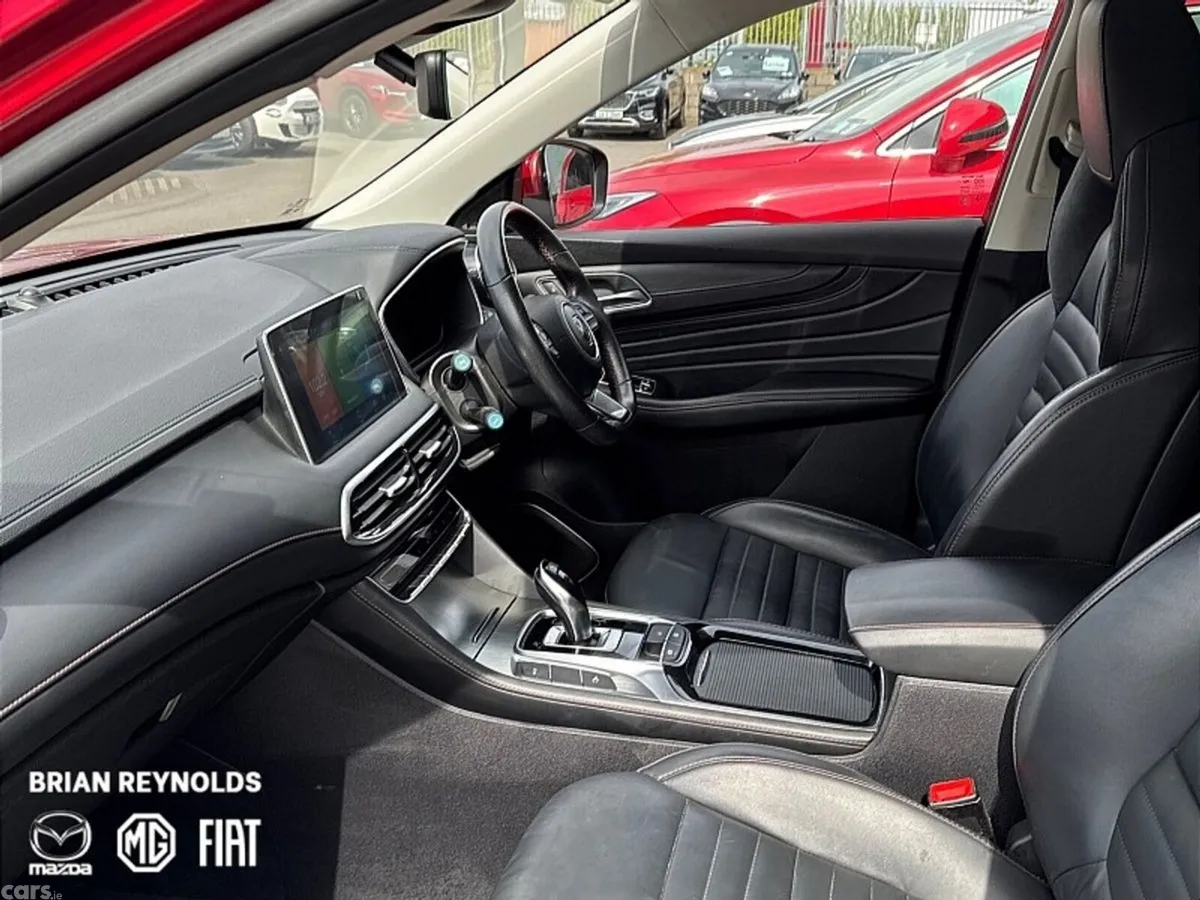 MG HS Hatchback, Petrol Plug-in Hybrid, 2023, Red