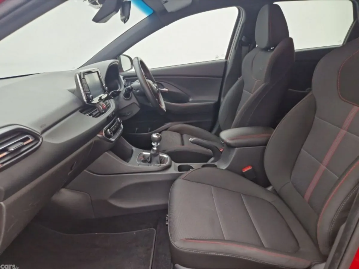 Hyundai i30 Hatchback, Petrol, 2024, Black