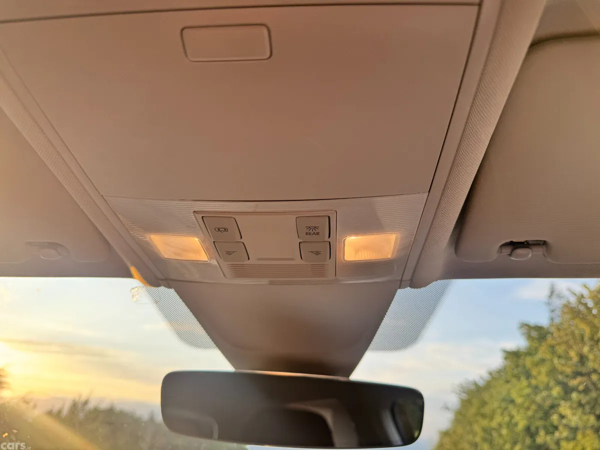 Volkswagen Tiguan SUV, Petrol, 2020, Blue