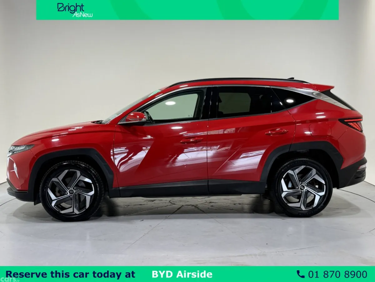 Hyundai Tucson MPV, Petrol Hybrid, 2022, Red