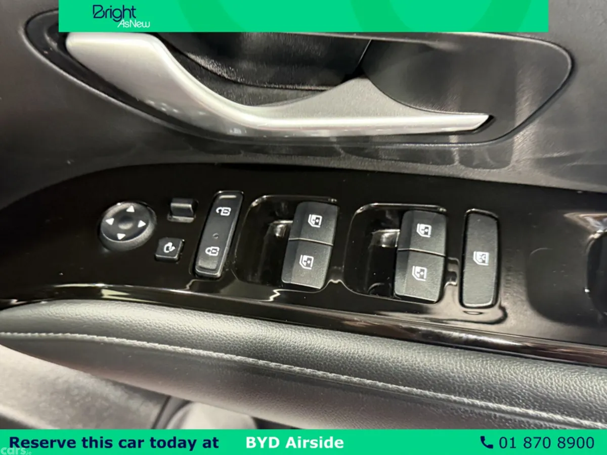 Hyundai Tucson MPV, Petrol Hybrid, 2022, Red