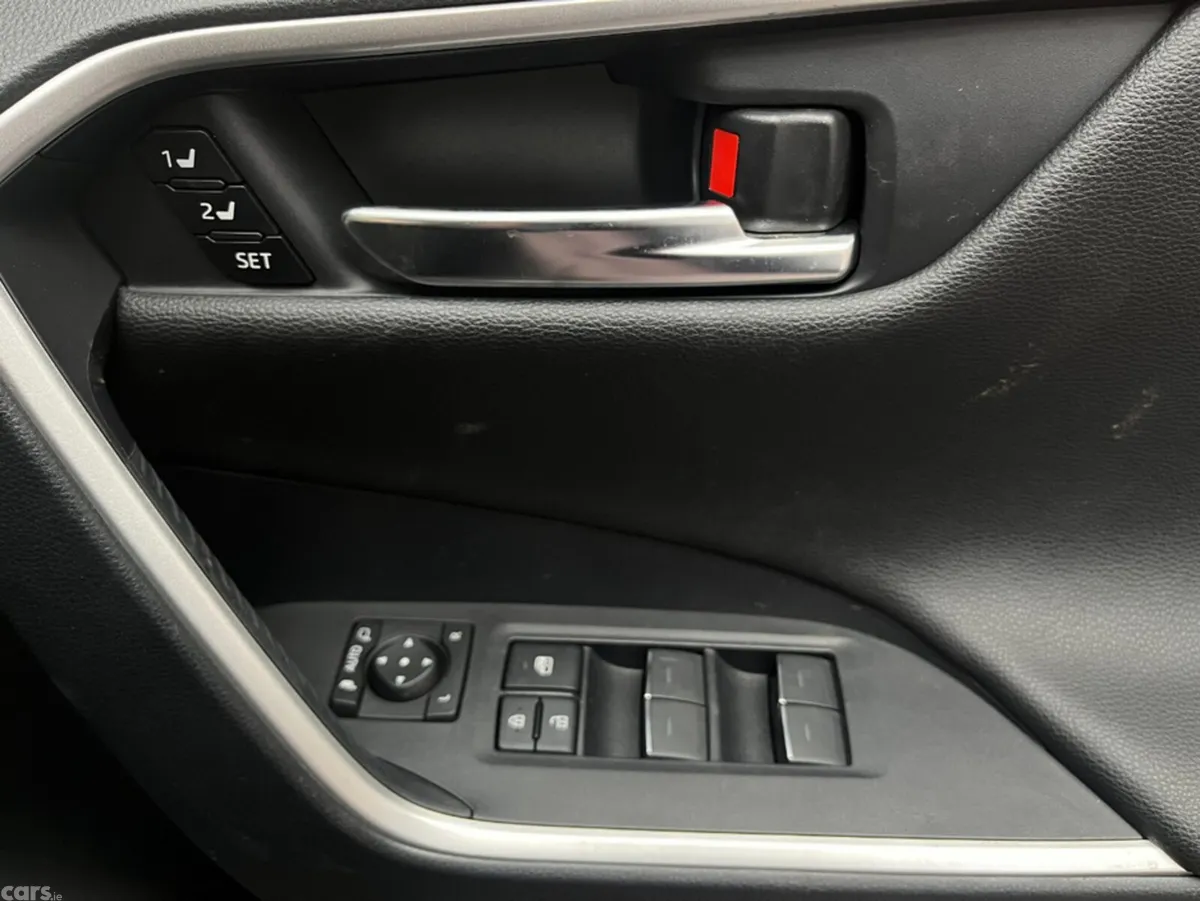 Toyota RAV4 SUV, Petrol Hybrid, 2024, Grey