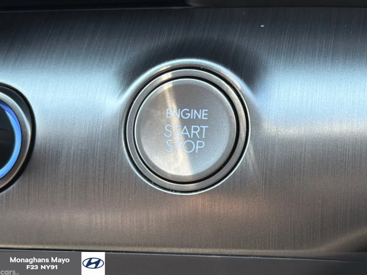 Hyundai KONA MPV, Petrol, 2024, Grey