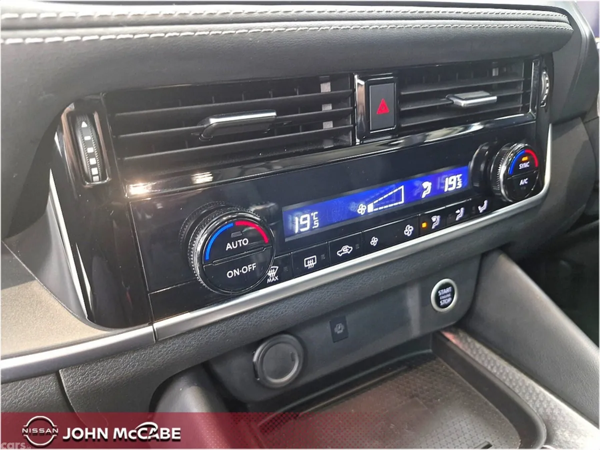 Nissan Qashqai MPV, Petrol Hybrid, 2025, Blue