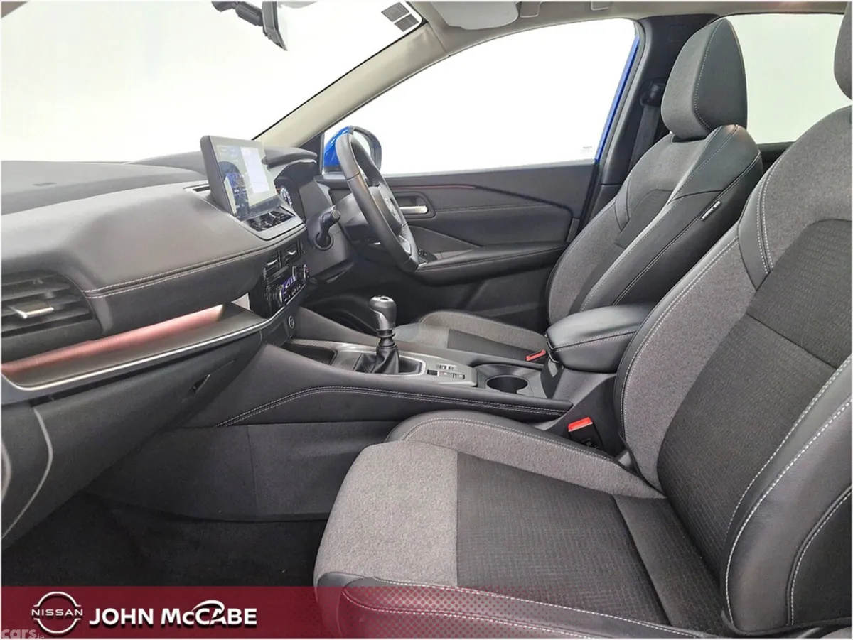 Nissan Qashqai MPV, Petrol Hybrid, 2025, Blue