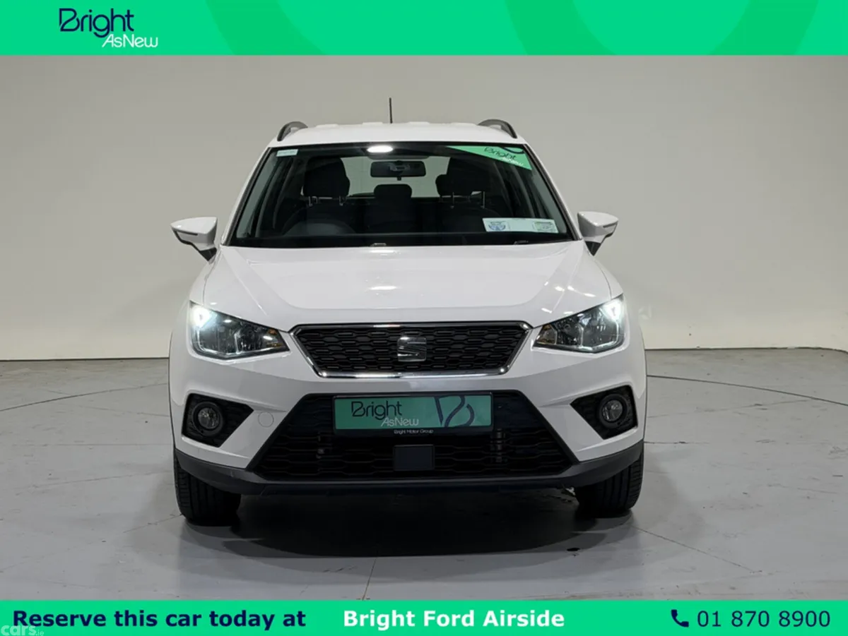 SEAT Arona Hatchback, Petrol, 2021, White