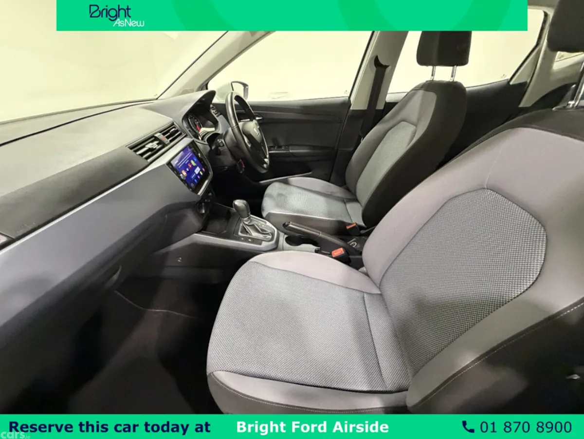 SEAT Arona Hatchback, Petrol, 2021, White