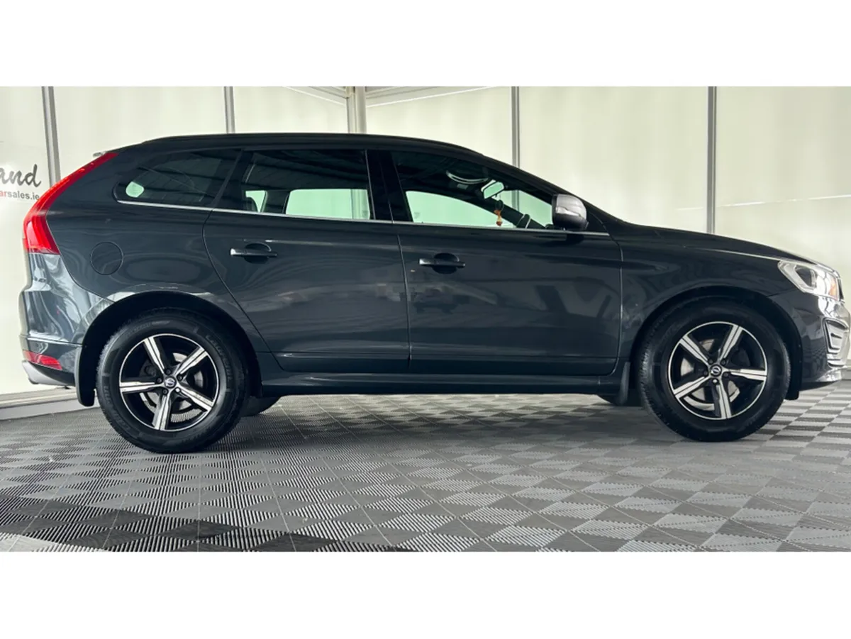 Volvo XC60 Estate, Diesel, 2017, Grey
