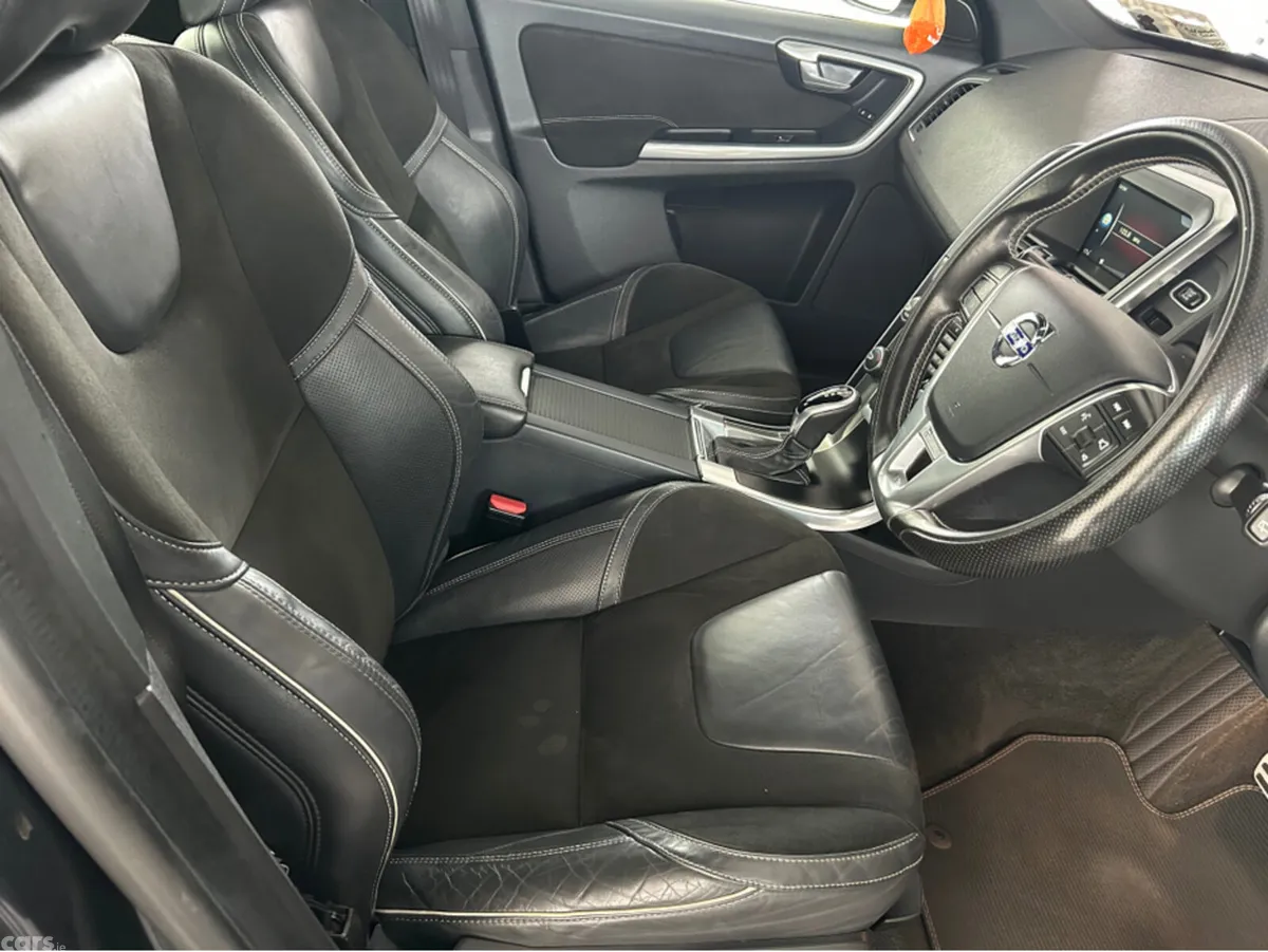 Volvo XC60 Estate, Diesel, 2017, Grey