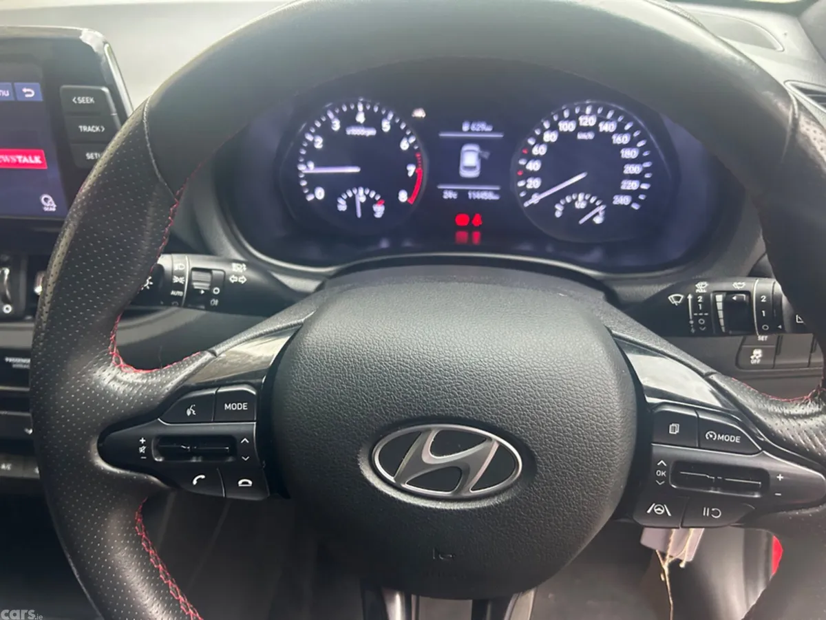 Hyundai i30 Hatchback, Petrol, 2022, Red