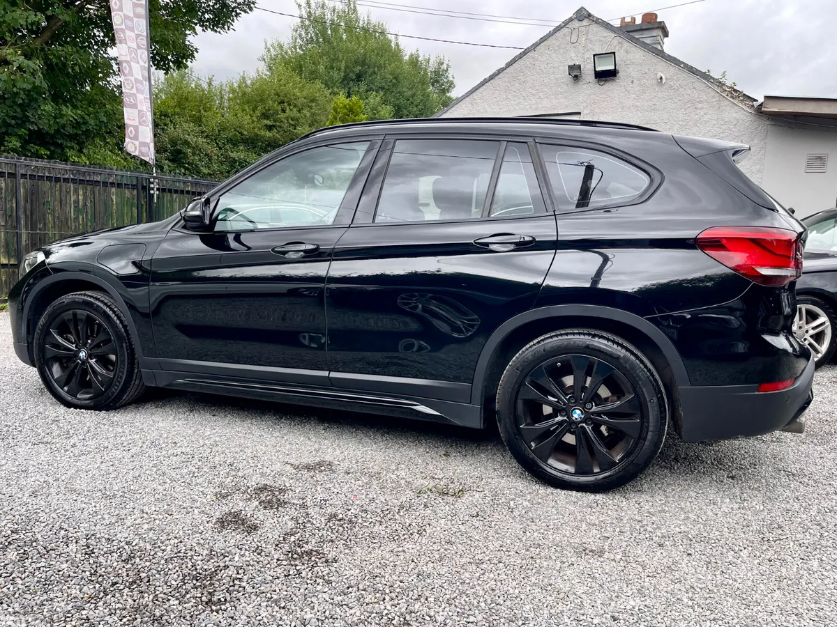 BMW X1 Estate, Petrol Plug-in Hybrid, 2021, Black