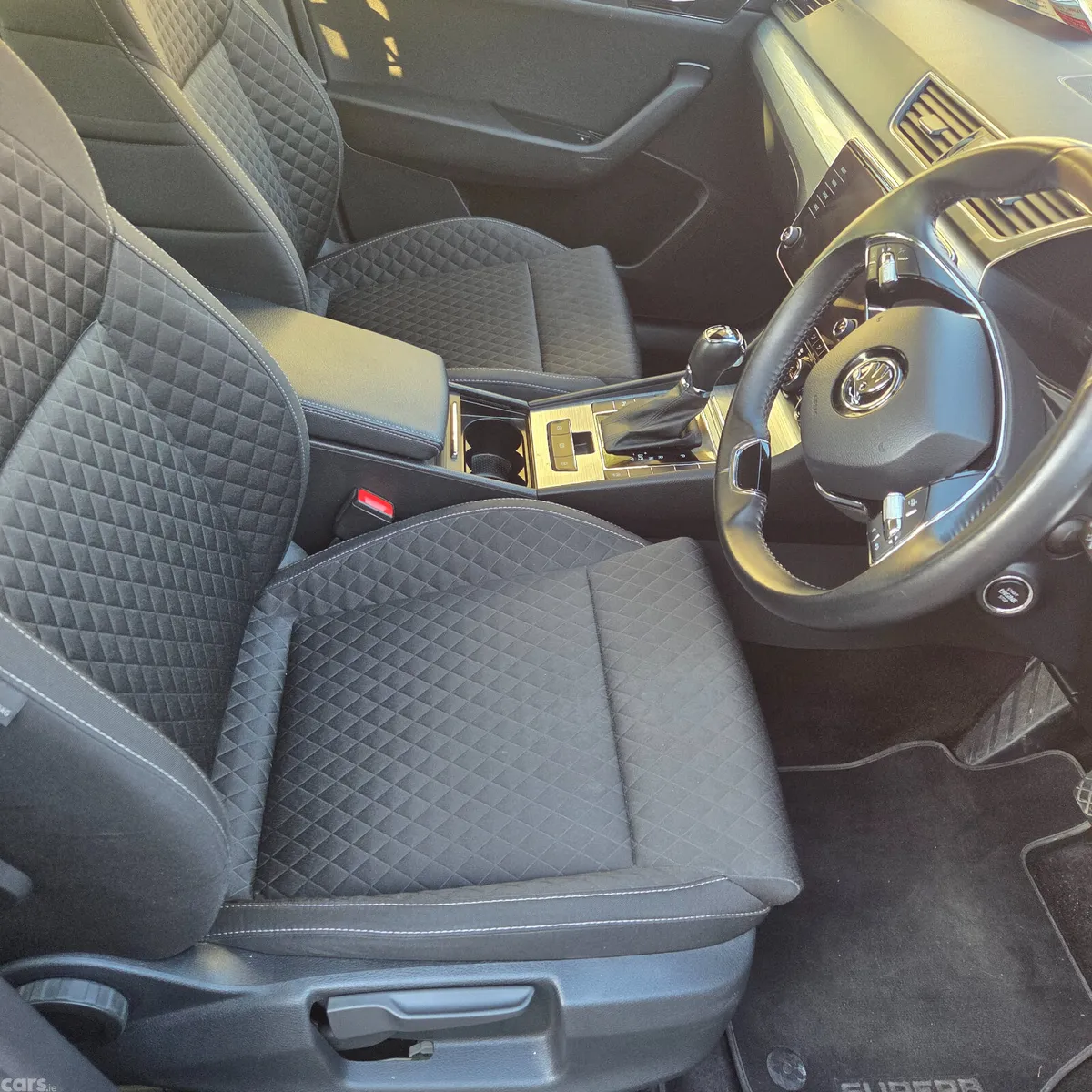 Skoda Superb Saloon, Diesel, 2023, Grey