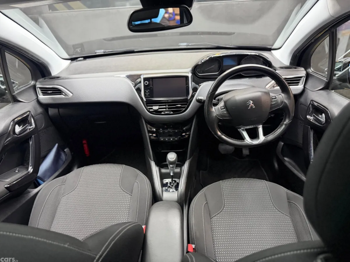 Peugeot 208 Hatchback, Petrol, 2017, Purple