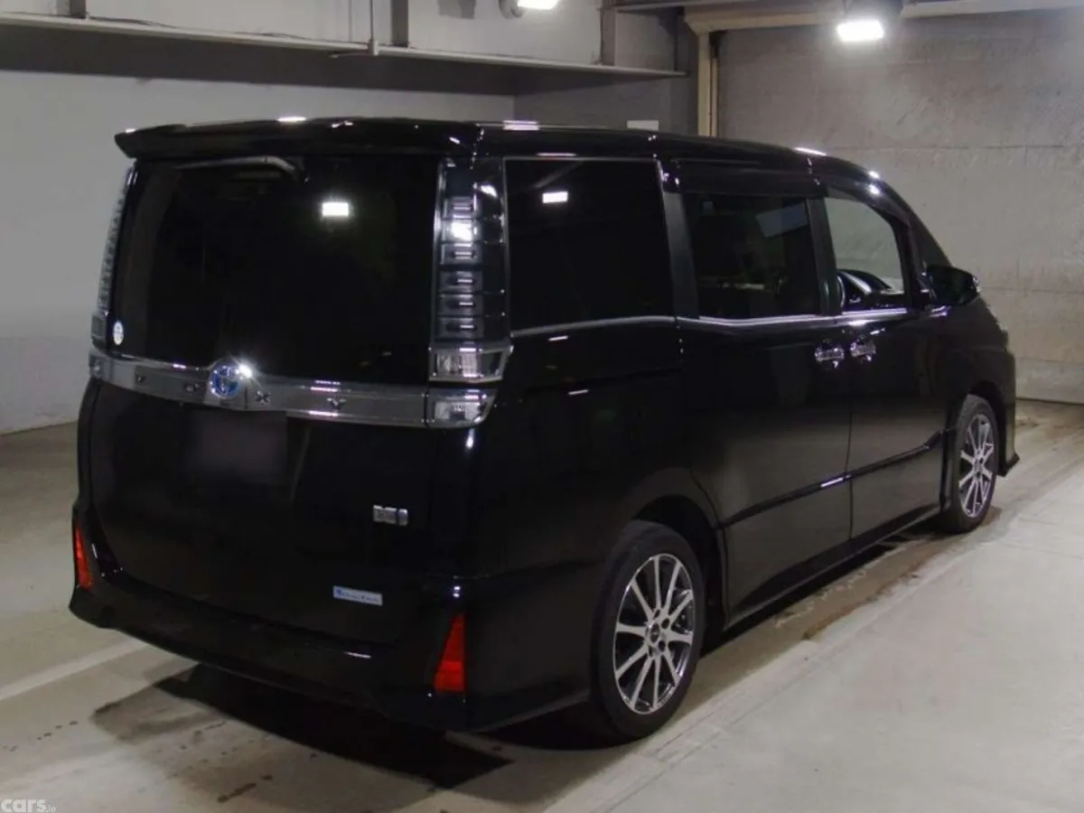 Toyota Voxy MPV, Petrol Hybrid, 2021, Black