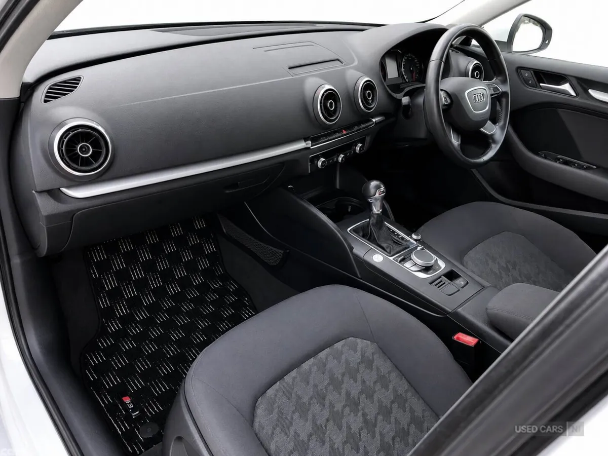 Audi A3 , Petrol, 2014, White