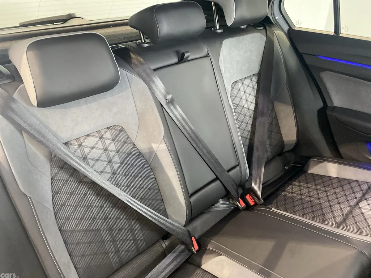 Volkswagen Golf Hatchback, Petrol Hybrid, 2022, Grey