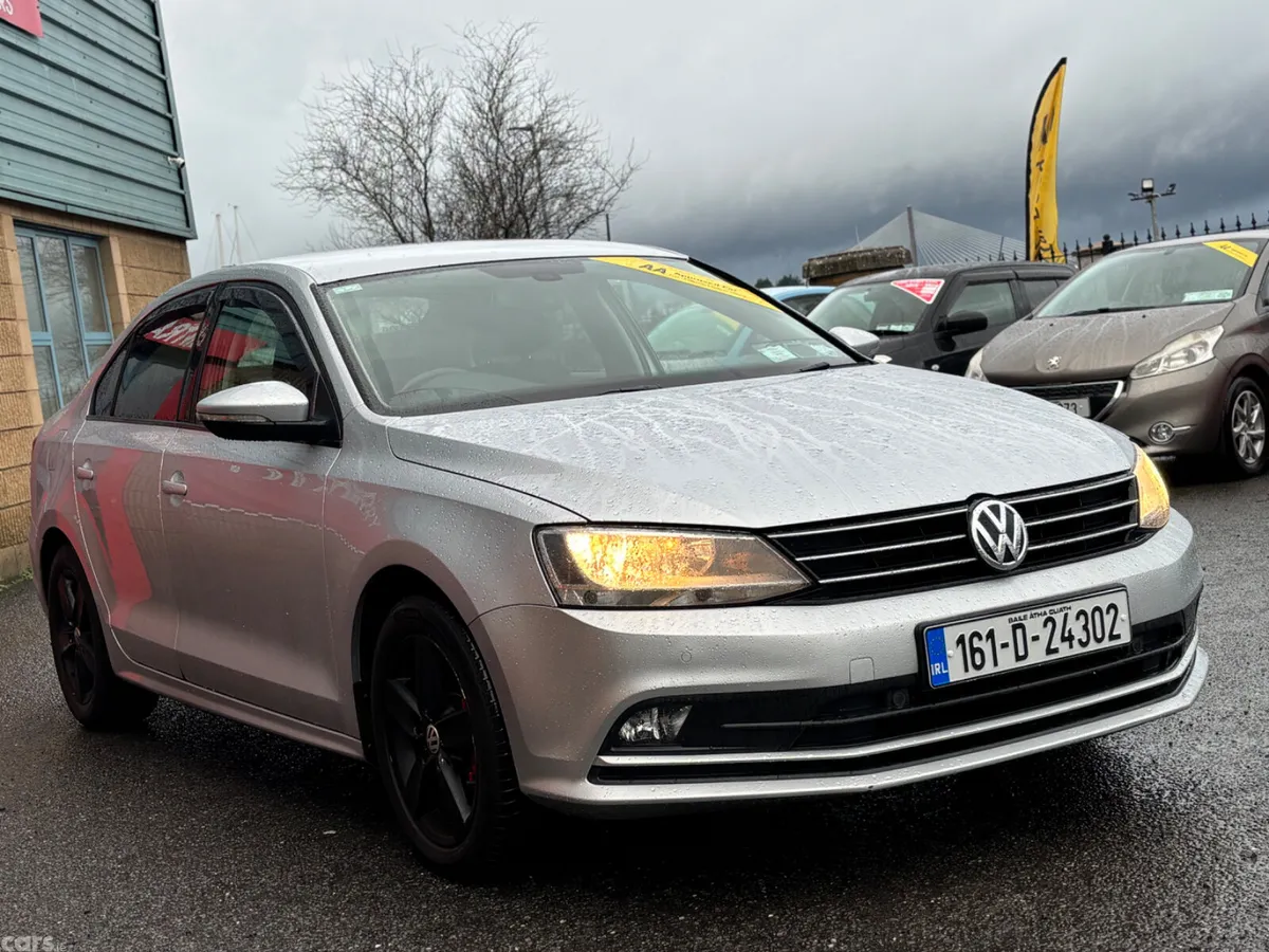 Volkswagen Jetta Saloon, Diesel, 2016, Silver