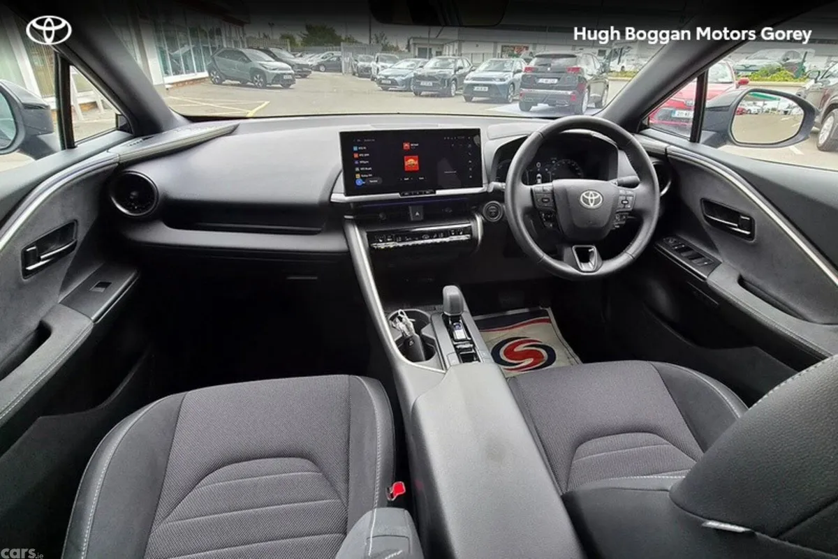 Toyota C-HR SUV, Petrol Hybrid, 2025, Blue
