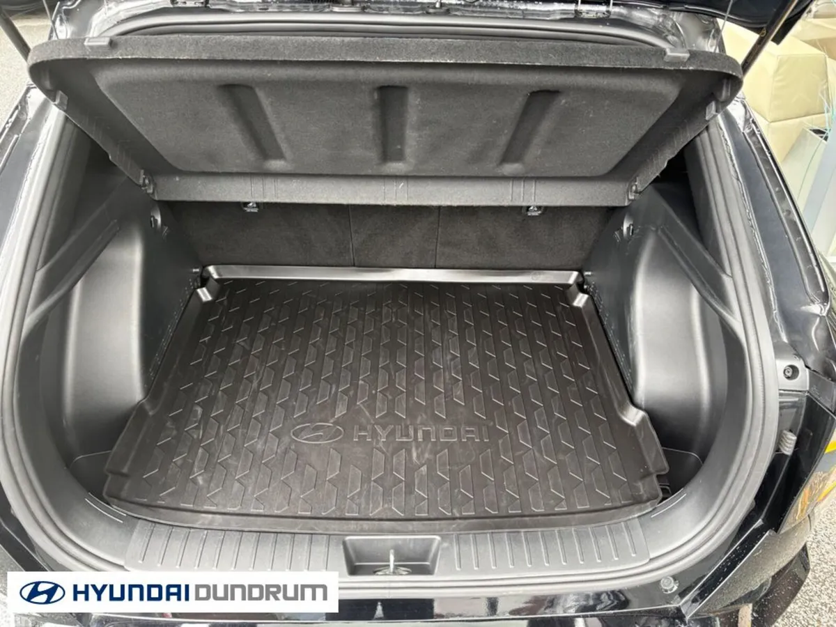 Hyundai KONA MPV, Petrol, 2023, Black