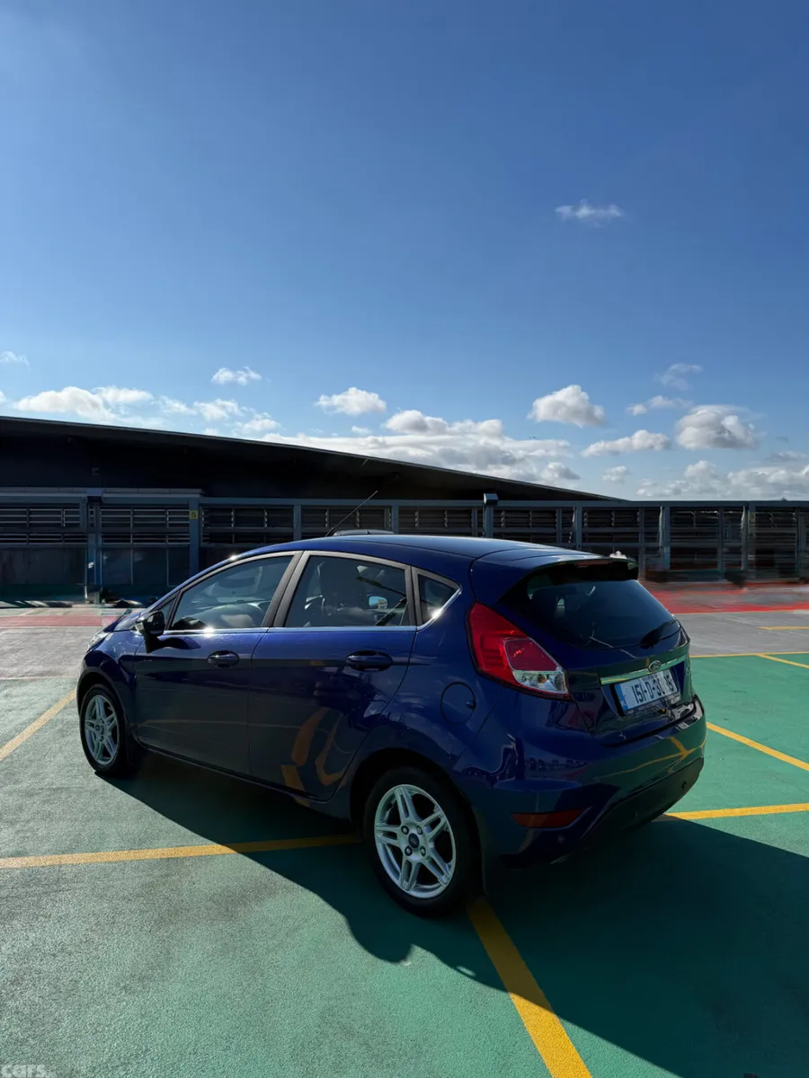 Ford Fiesta Hatchback, Petrol, 2015, Blue