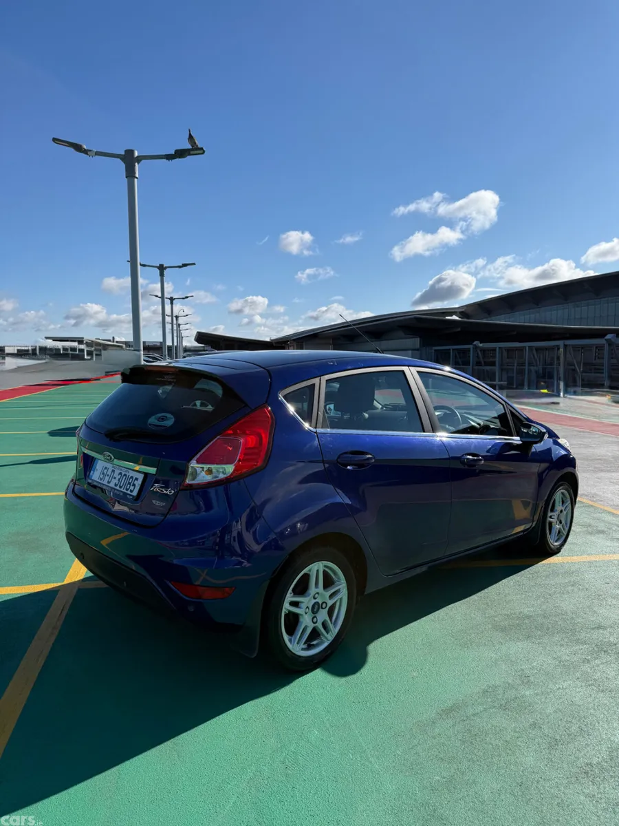 Ford Fiesta Hatchback, Petrol, 2015, Blue
