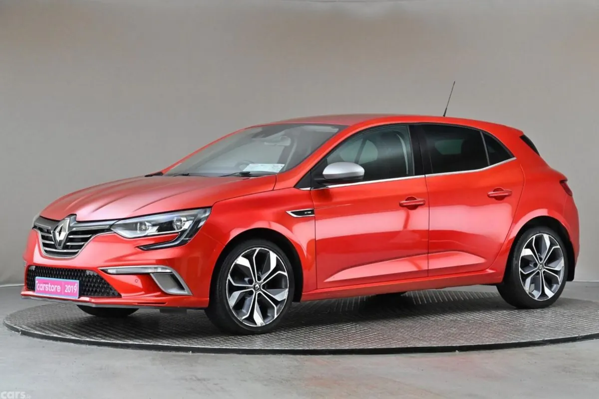 Renault Megane Hatchback, Petrol, 2019, Red