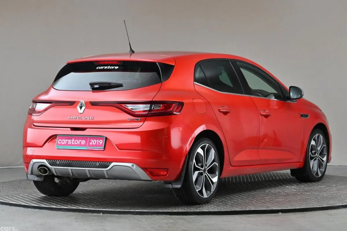Renault Megane Hatchback, Petrol, 2019, Red