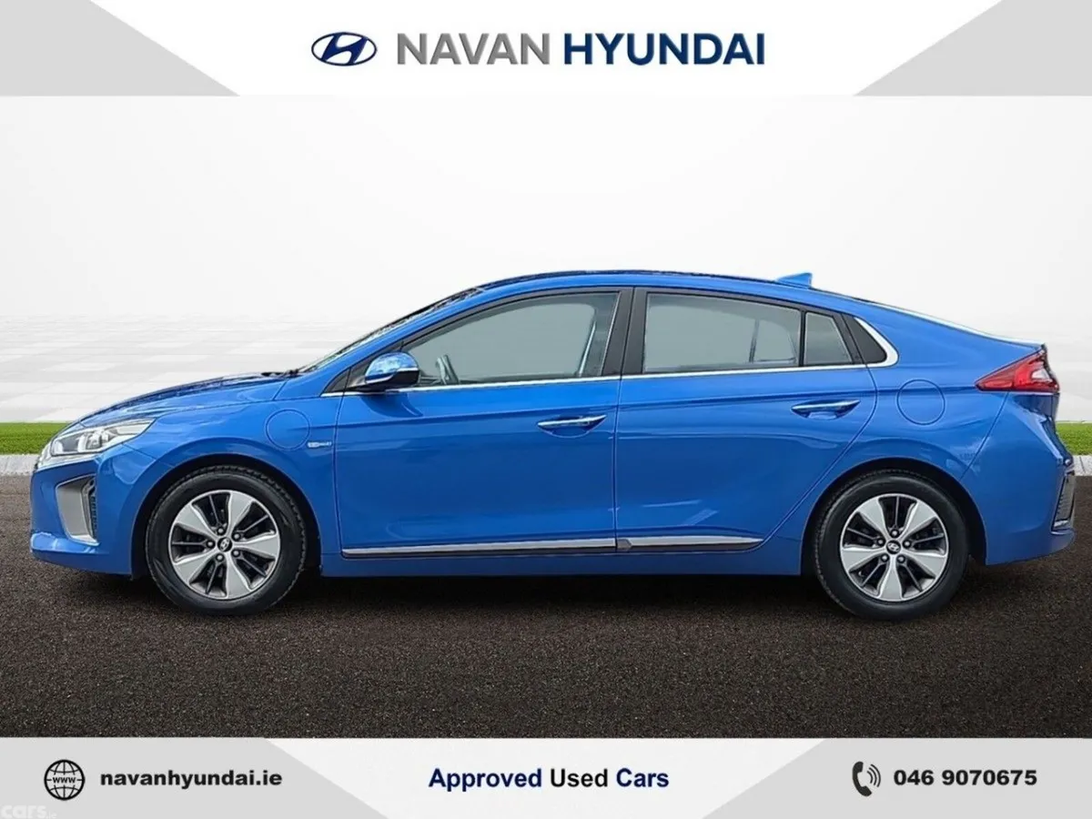 Hyundai IONIQ Hatchback, Petrol Plug-in Hybrid, 2018, Blue
