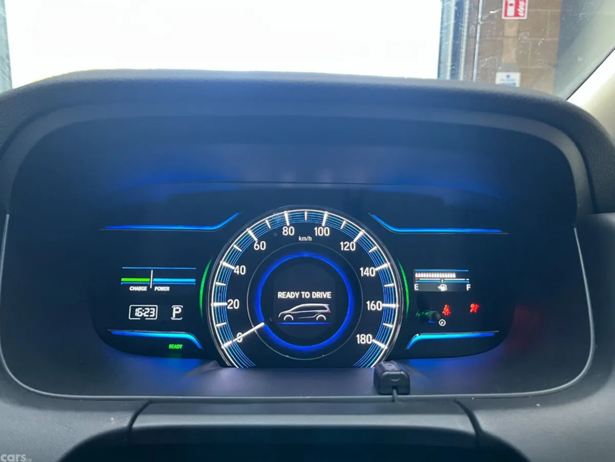 Honda Odyssey MPV, Petrol Hybrid, 2019, White