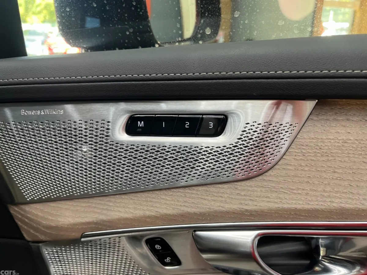 Volvo XC90 SUV, Petrol Plug-in Hybrid, 2025, Grey